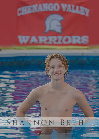 f33